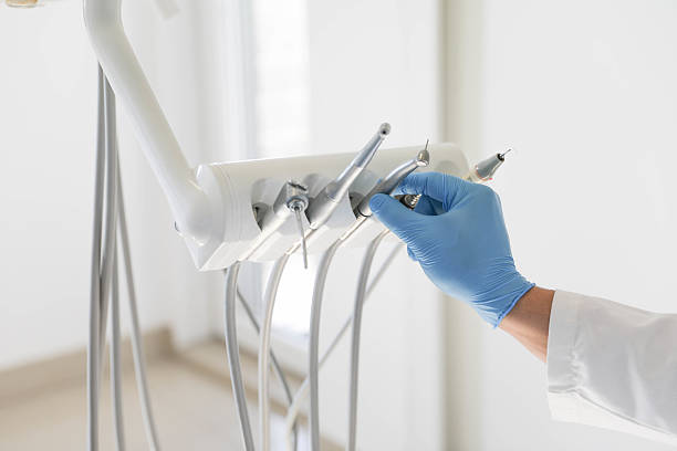 24/7 Emergency Teeth Whitening experts in Carlinville, IL